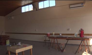 REFACCIONES EN EL SUM DEL CENTRO DE JUBILADOS