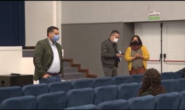 REUNIÓN JUNTO A LOS BENEFICIARIOS DEL PROGRAMA VIVIENDA SEMILLA