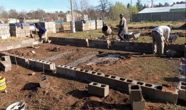 AVANCES DE DIFERENTES OBRAS Y SITUACIÓN DEL BARRIO CAÑADA CHICA