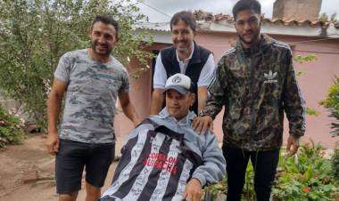 UN REGALO ESPECIAL DEL CLUB DE SUS AMORES