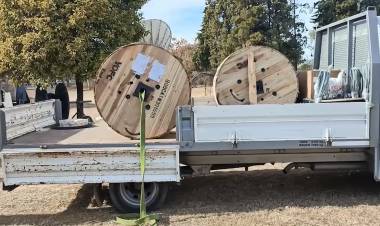 AVANZA A BUEN RITMO LA OBRA DEL TENDIDO DE FIBRA ÓPTICA