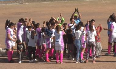 LAS CHICAS DEL FÚTBOL FEMENINO DE JUVENTUD A SEMIFINALES
