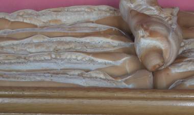 EL PAN DESDE HOY A $400