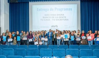 ENTREGA DE PROGRAMA PROVINCIALES