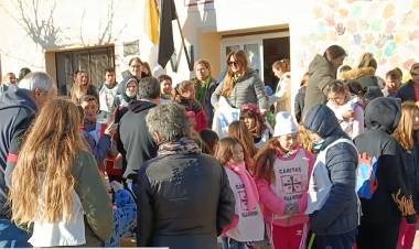 SE DESARROLLO UNA COLECTA MÁS DE CÁRITAS PARROQUIAL