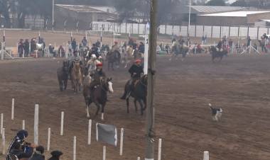 EL VILLA Y UNA NUEVA JINETEADA EN DÍA PATRIO
