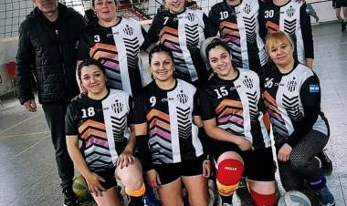 VOLEY: COMENZÓ EL CLAUSURA EN MAXY Y SE VIENE EL INICIO DE LA LIGA DE VARONES