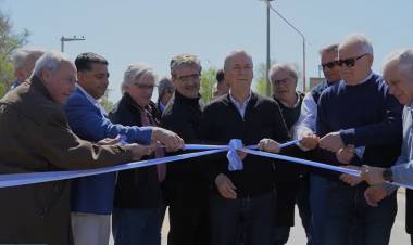 EL GOBERNADOR SCHIARETTI VISITÓ EL SUR PROVINCIAL INAUGURANDO OBRAS