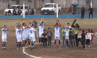 FECHA 9: JUVENTUD GOLEÓ A BRUZONE Y EL VILLA EMPATÓ EN HUINCA