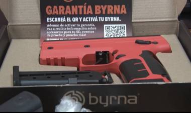 LA DEPARTAMENTAL DE POLICIA CONTINUA CAPACITANDOSE EN EL USO DE ARMAS NO LETALES