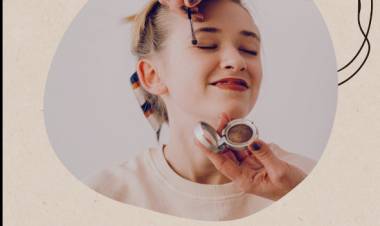 COMIENZA EL CURSO DE MAQUILLAJE EN EL CEDER