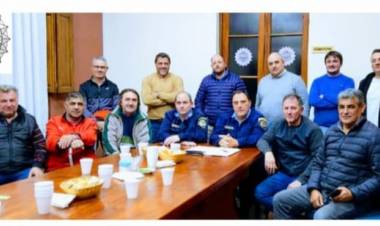 LOS CLUBES SE REUNIERON CON LA POLICIÁ PARA TRATAR DE BAJAR LA VIOLENCIA