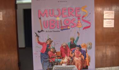PUESTA EN ESCENA DE UNA NUEVA OBRA TEATRAL DEL GRUPO LOCAL