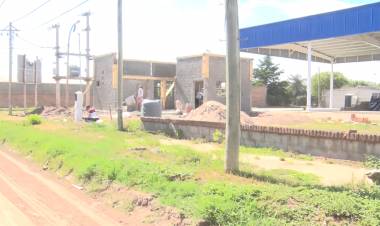 AVANZA LA CONSTRUCCIÓN DEL POLIDEPORTIVO SOCIAL