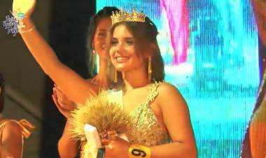 TRINIDAD ETCHEBERRY ELEGIDA PRIMERA PRINCESA NACIONAL DEL TRIGO