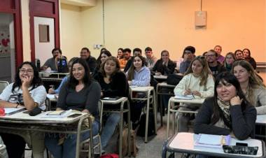COMENZARON LAS CLASES PRESENCIALES DE ENFERMERIA