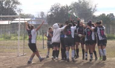 LAS CHICAS DEL VILLA SE METIERON EN SEMIS
