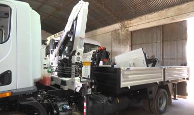 COOPERATIVA: LLEGÓ UN NUEVO CAMIÓN GRUA PARA EL SECTOR DE REDES