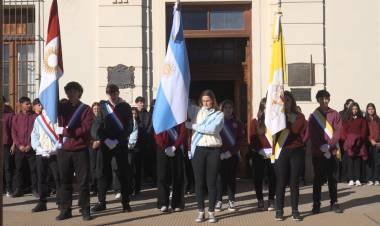 DÍA DEL HIMNO NACIONAL EN EL INSTITUTO LOS SAGRADOS CORAZONES