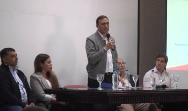 SE REALIZÓ LA PRESENTACIÓN DEL PROGRAMA JUNTOS EN ALERTA