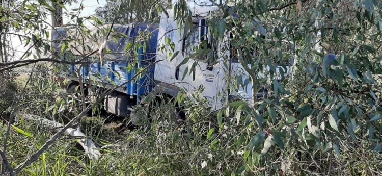 ACCIDENTE VIAL EN CRUCE RUTAS 35 Y 27