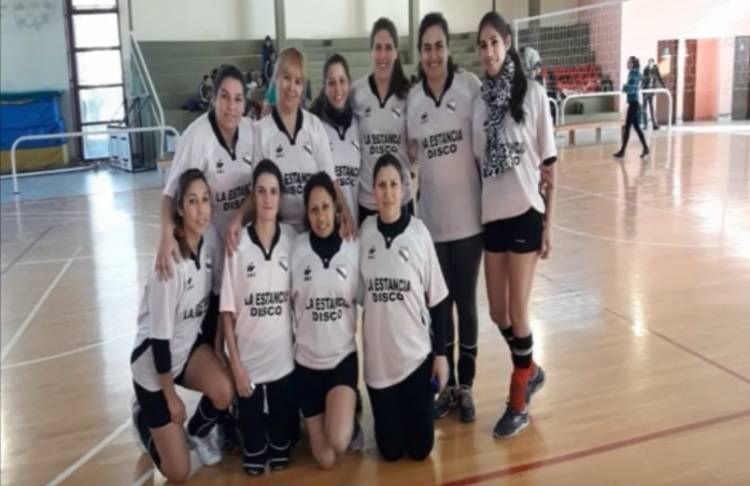 COMIENZO DEL VOLEY Y TENIS EN EL FCVH