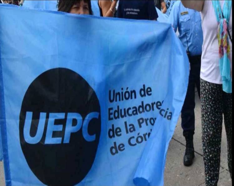 ASAMBLEA EN LAS ESCUELAS