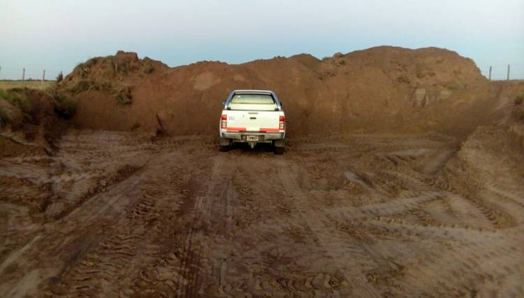 SAN LUIS CERRÓ LOS CAMINOS RURALES Y LOS PRODUCTORES DEL SUR PIDEN AYUDA