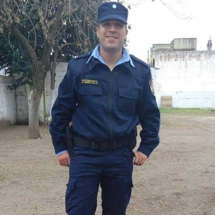 SUCEDIÓ EN MATTALDI: POLICÍA SALVÓ LA VIDA DE UN BEBÉ