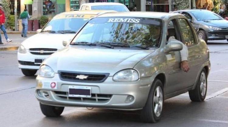 REMISEROS CON POCO MOVIMIENTO