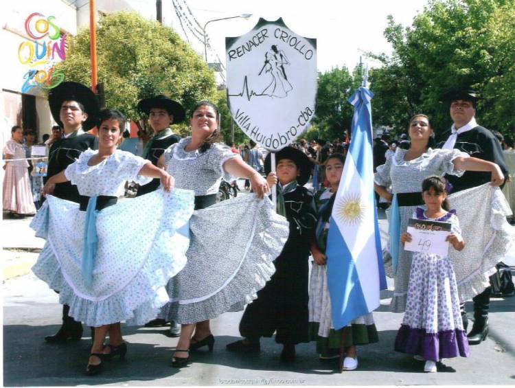 SE RETOMAN LAS CLASES DEL TALLER DE DANZA Y FOLCLORE