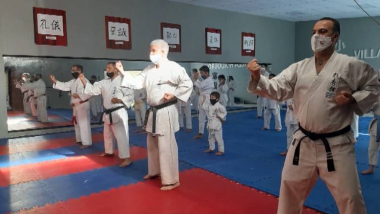 KARATE: LA SHIN SHU KAN TUVO SU BONENKAI PARA DESPEDIR EL AÑO