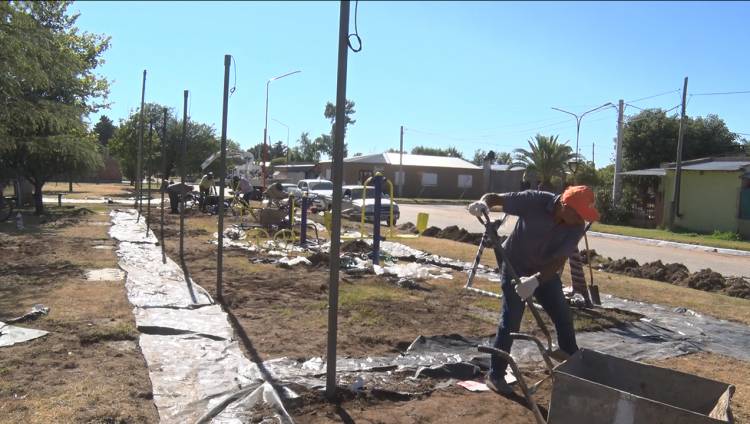 PLAZA 9 DE JULIO: ÚLTIMOS DETALLES PARA LA INAUGURACIÓN DEL 1° DE ENERO