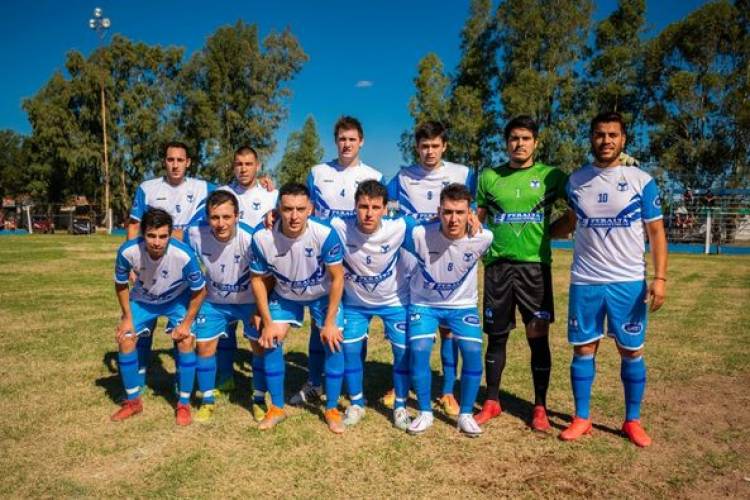 JUVENTUD RESCATO UN EMPATE EN EL DEBUT