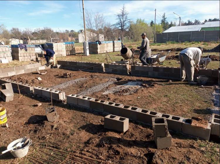 AVANCES DE DIFERENTES OBRAS Y SITUACIÓN DEL BARRIO CAÑADA CHICA