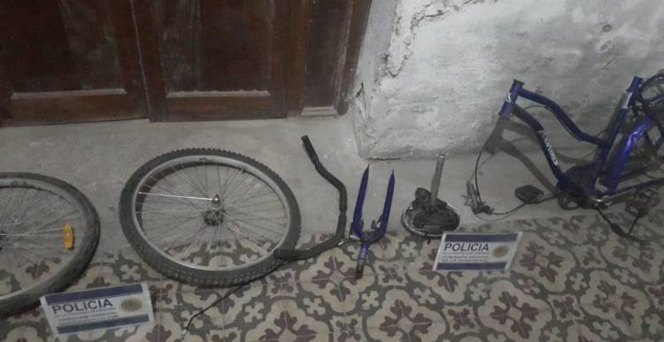 RECUPERAN UNA BICICLETA QUE HABÍA SIDO ROBADA