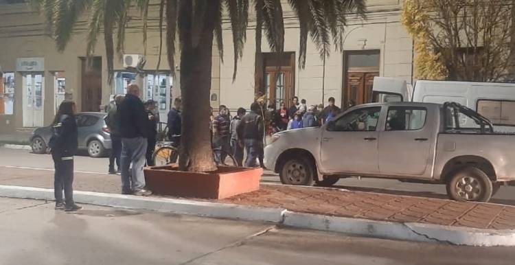 SERIE DE ACCIDENTES DEJAN A UNA MUJER LESIONADA