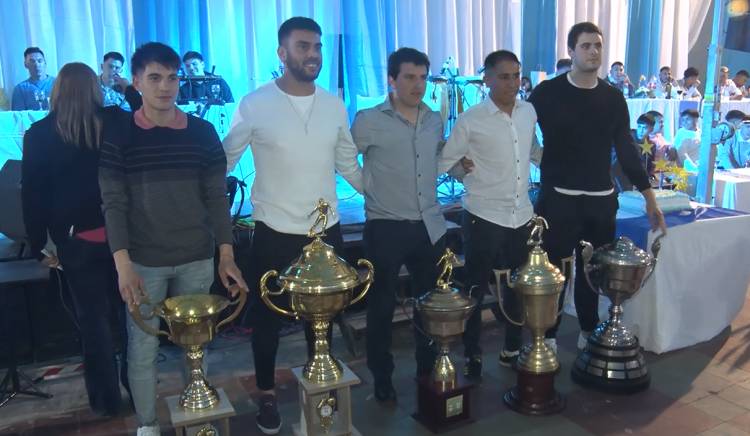 JUVENTUD TUVO SU FIESTA DE CAMPEONES