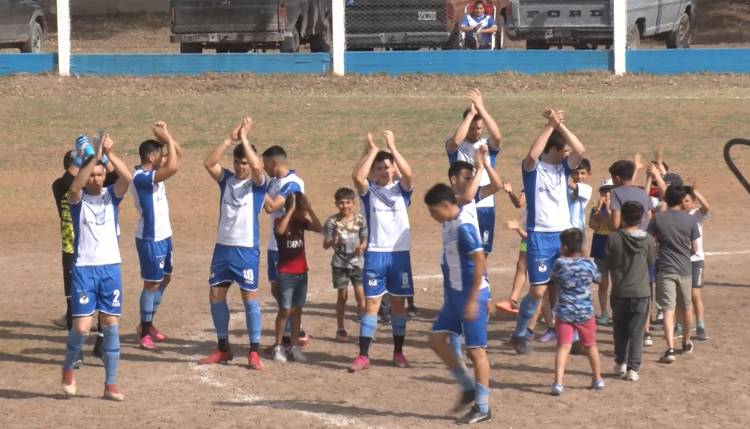 JUVENTUD LE GANÓ AL LÍDER Y SUEÑA CON LA CLASIFICACIÓN 