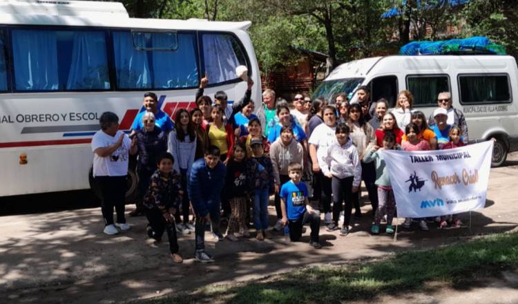 EL BALLET RENACER CRIOLLO PARTICIPÓ DEL COSQUÍN JOVEN 