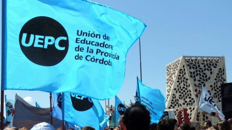 CONTINUA EL CONFLICTO DOCENTE CON EL GOBIERNO PROVINCIAL