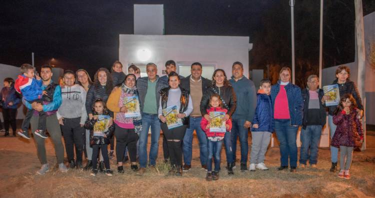 ENTREGA DE VIVIENDAS DEL PLAN SEMILLA Y PRESENTACIÓN DE UNA NUEVA UNIDAD DE SEGURIDAD CIUDADANA