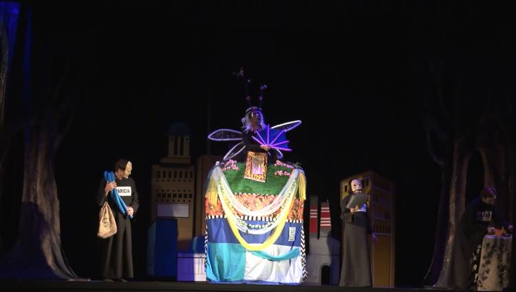 ESTRENO DE LA OBRA "SALVEMOS A LA MADRE TIERRA"