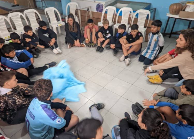 LA RAAC DICTÓ UN TALLER PARA LAS INFERIORES DE JUVENTUD