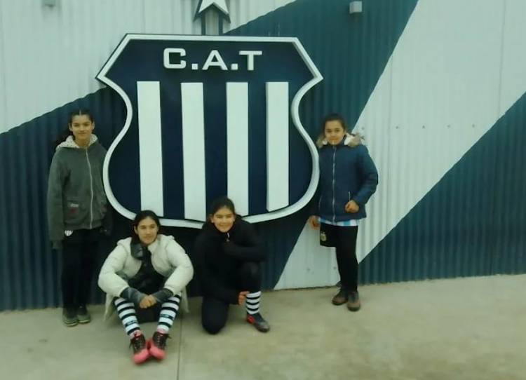 JUGADORAS DEL VILLA SE PROBARON EN TALLERES DE CÓRDOBA