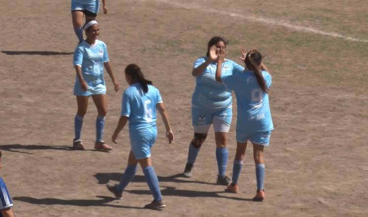 SE VA DEFINIENDO EL FÚTBOL DE LAS CHICAS