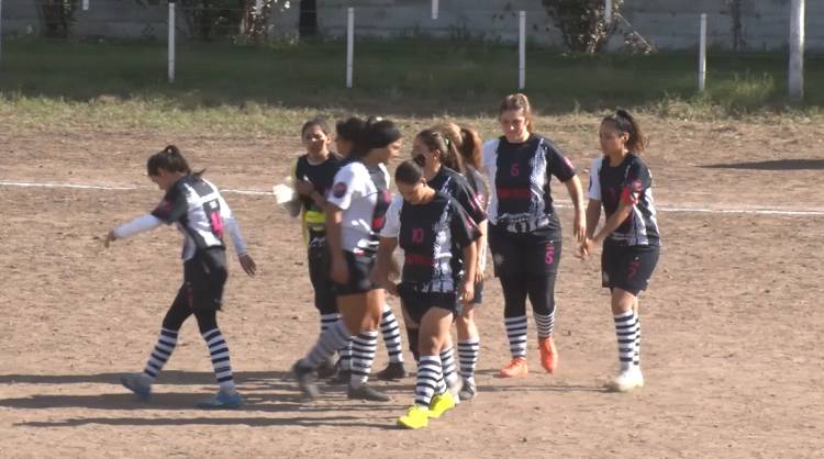EL CLÁSICO FEMENINO SE LO QUEDÓ EL VILLA