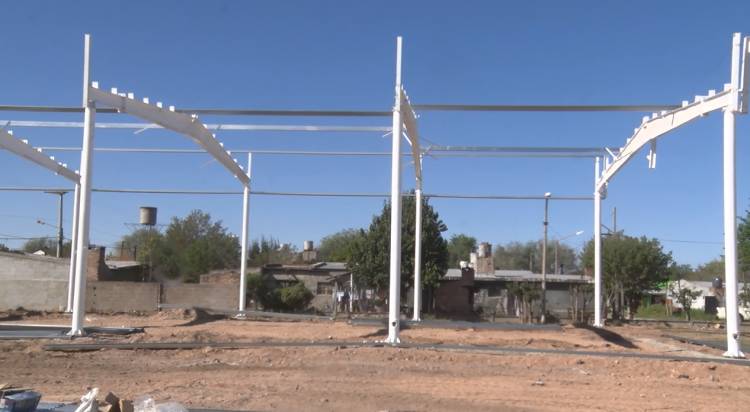 ESTA SEMANA SE CULMINA CON LA OBRA DE LA ESTRUCTURA DEL POLIDEPORTIVO SOCIAL