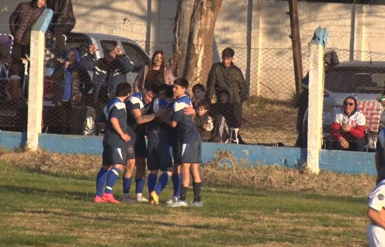 JUVENTUD Y NELSON REPARTIERON PUNTOS EN GRAN PARTIDO