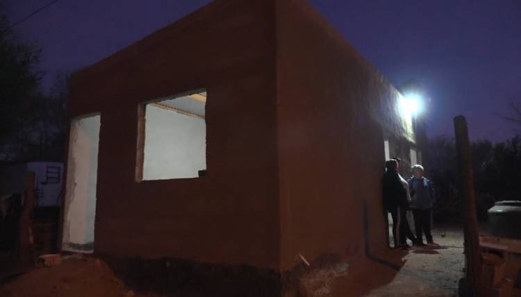 NUEVA VIVIENDA SOCIAL CON APORTE DE LOS ALUMNOS DEL CEDER
